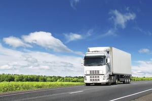 transportnye-gruzoperevozki-vesnoj